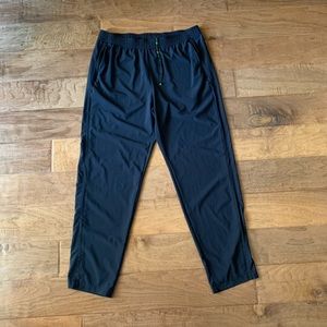 Men’s GAPfit Aerofast Pants